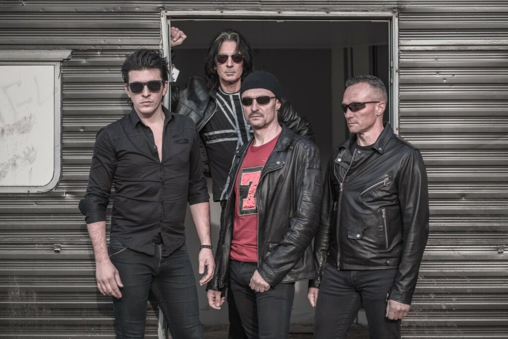 Home af1qipolmcssjaryamm6ofqrovcnimaey9ga97cc7xpz=i u (large)