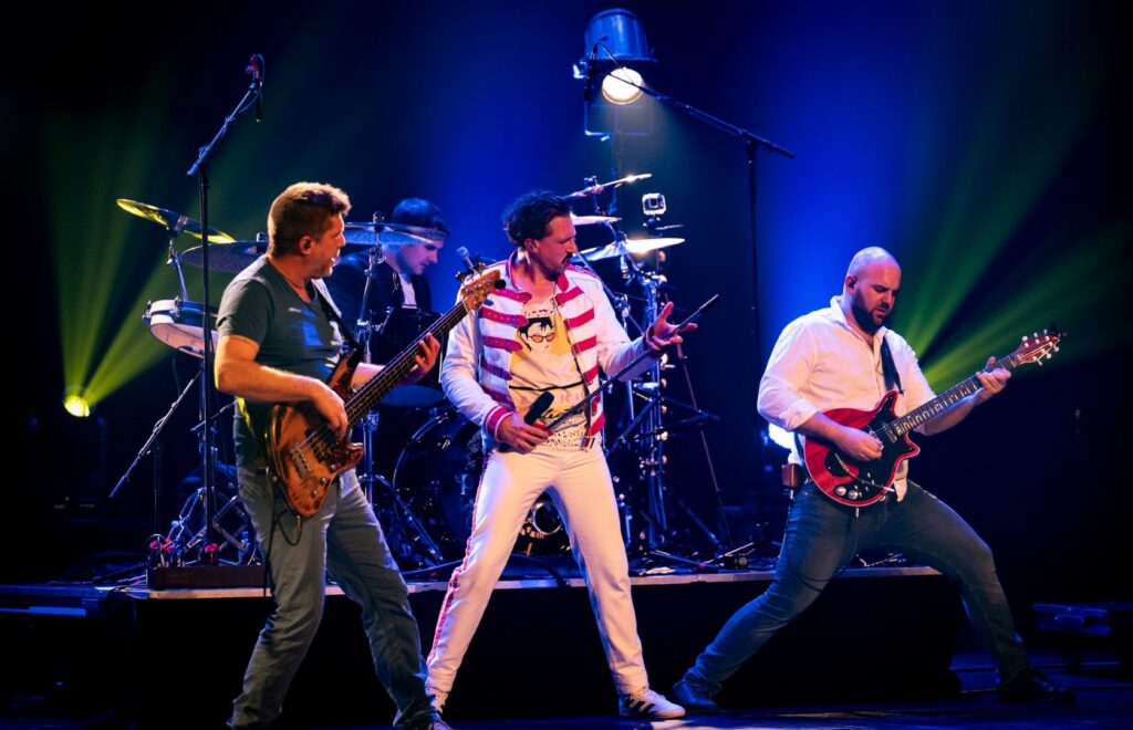 Home pilgrims four (large)